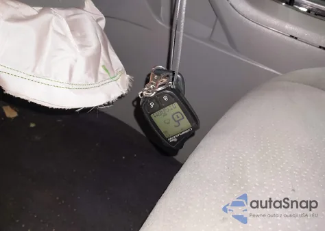 2012 Toyota Highlander Base V6 z USA, uszkodzony, nr VIN 5TDBK3EH2CS130396